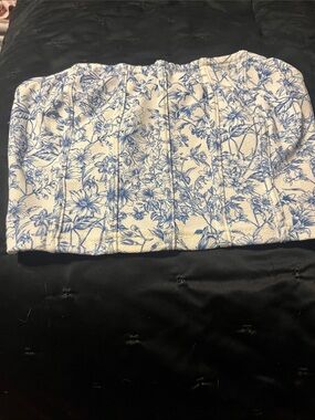 SHEIN White and Blue Floral Strapless Bustier Camisole